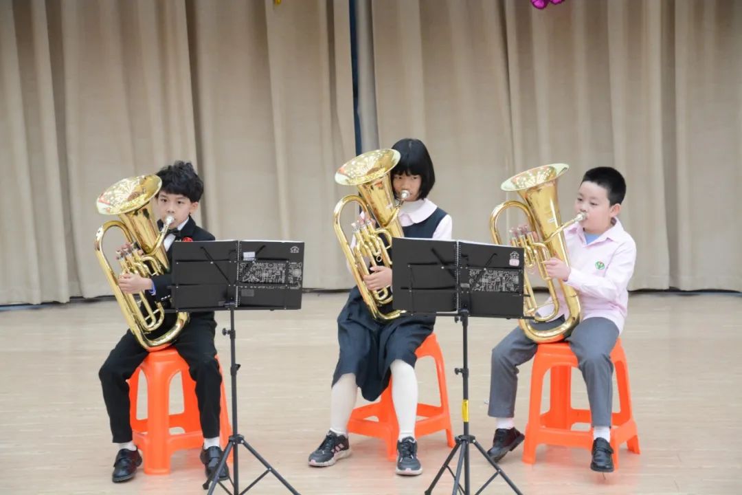 640 (3) 640 (3)